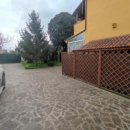 Sweethome In Privata Apartment Varcaturo